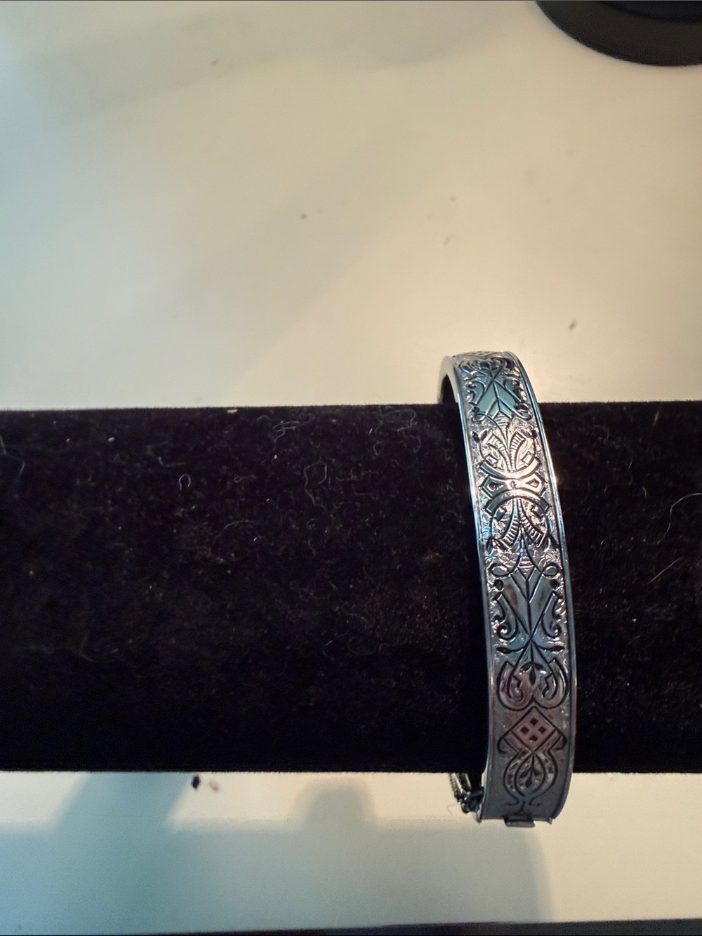 Vintage Sterling Silver Hinged Bangle Bracelet